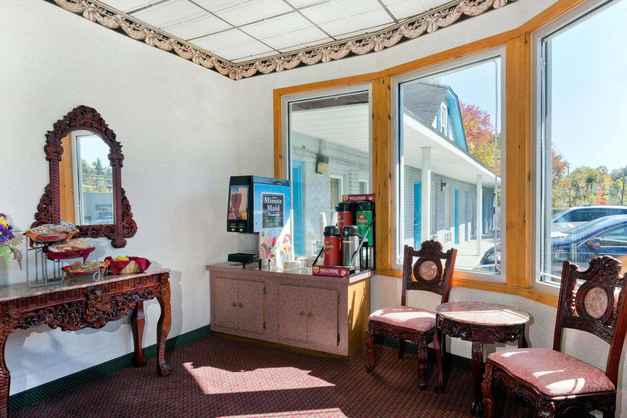 Night Lodge Bartonsville Esterno foto
